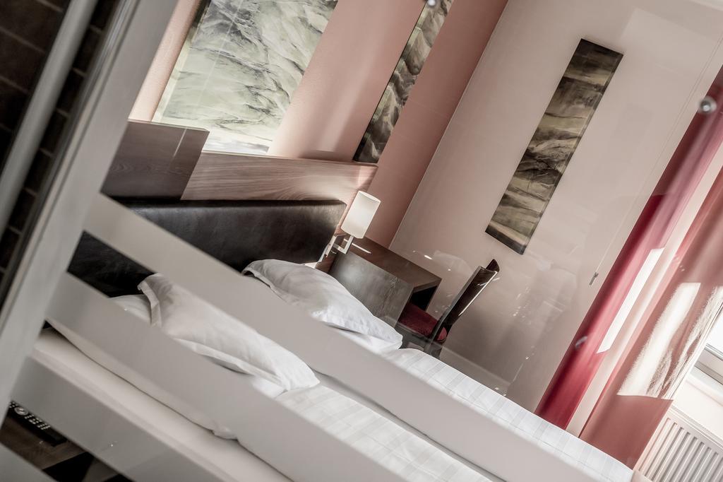 Josl Mountain Lounging Hotel - Adults Only! 奥伯古格尔 外观 照片