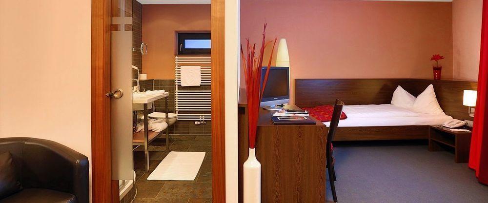 Josl Mountain Lounging Hotel - Adults Only! 奥伯古格尔 外观 照片