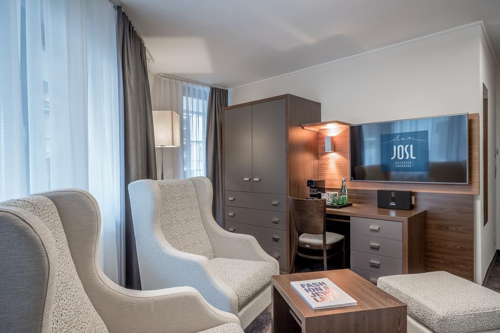Josl Mountain Lounging Hotel - Adults Only! 奥伯古格尔 外观 照片